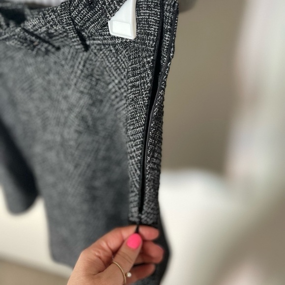 ZARA Black & White Belted Mini Twill Skirt - Picture 6 of 6